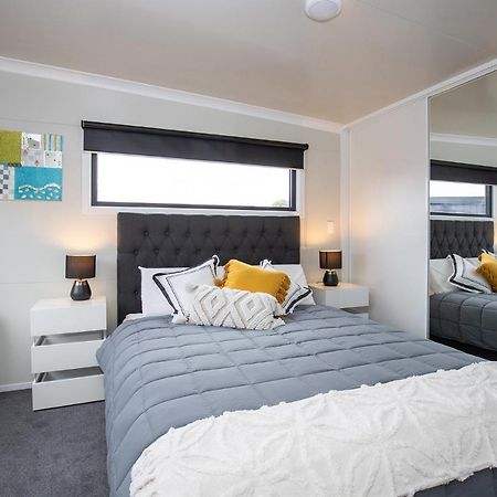 Affordable Modern Accommodation Westport Kültér fotó