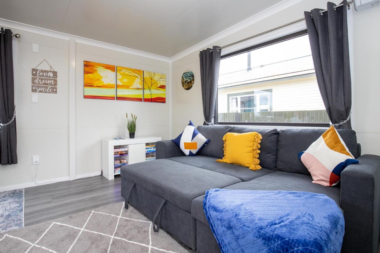Affordable Modern Accommodation Westport Kültér fotó